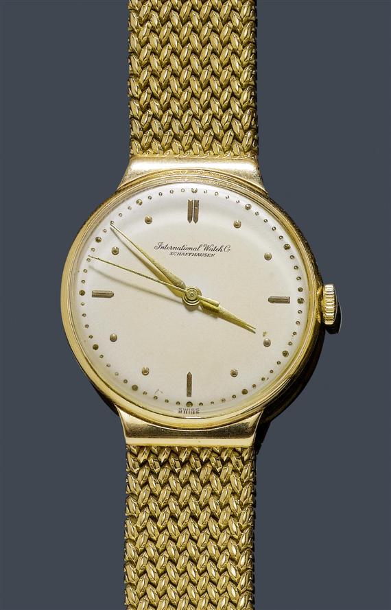 Appraisal: A GENTLEMAN'S WRISTWATCH IWC end of the 's Yellow gold