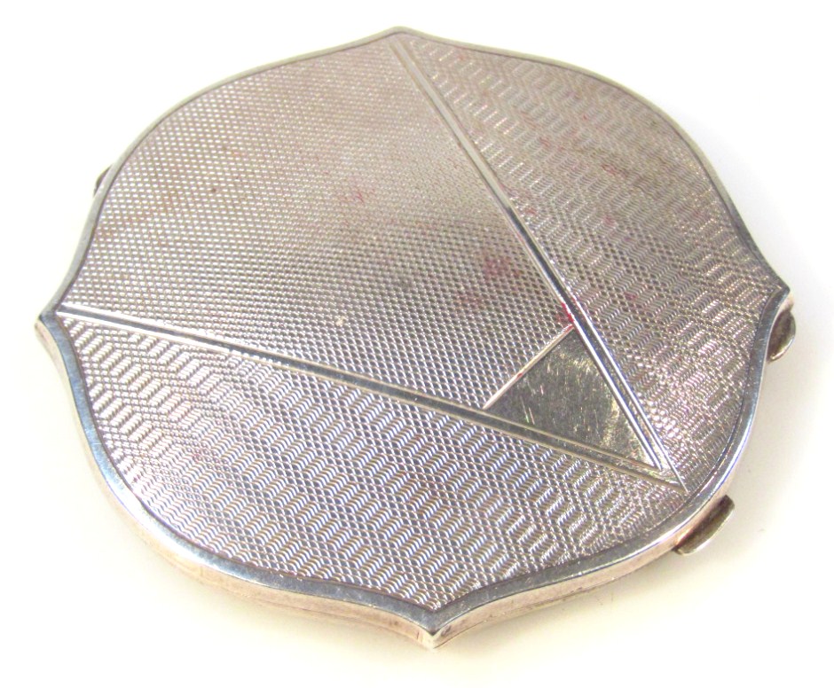 Appraisal: A George VI silver powder compact by Deakin Francis with