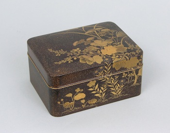 Appraisal: A Fine Japanese Lacquer Box A fine Japanese lacquer box