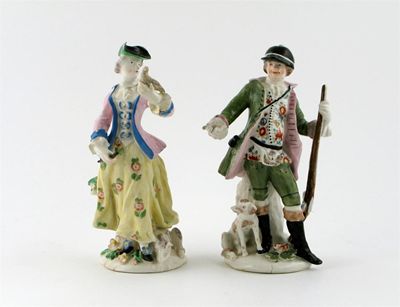 Appraisal: A near pair of Bow figures of a sportsman and