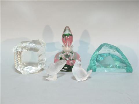 Appraisal: FIVE PIECES OF ASSORTED GLASS WARES Including a Joe St