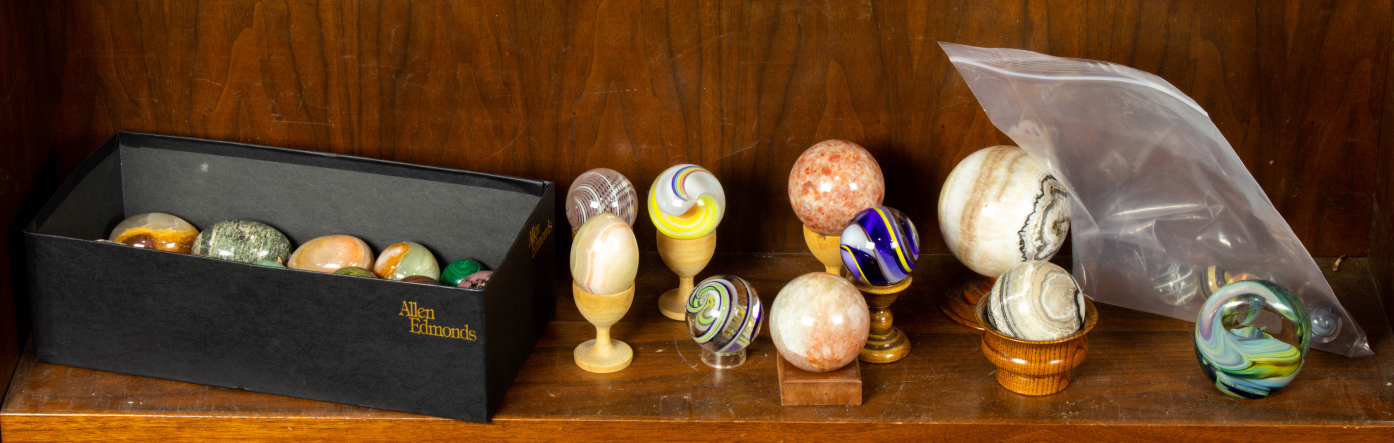 Appraisal: ONE SHELF OF ASSOCIATED SPHERES AND EGGS One shelf of