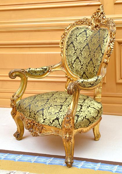 Appraisal: PAIR OF GILT ITALIAN BAROQUE ARMCHAIRS