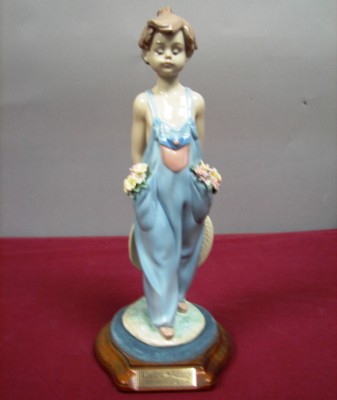 Appraisal: LLADRO - Pocket Full of Wishes and base Lladro Society