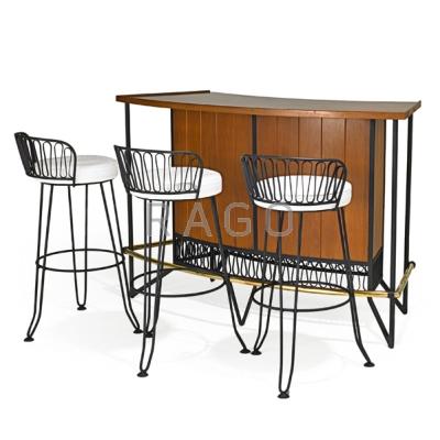 Appraisal: MARIO PAPPERZINI SALTERINI Bar and three stools USA Italy s