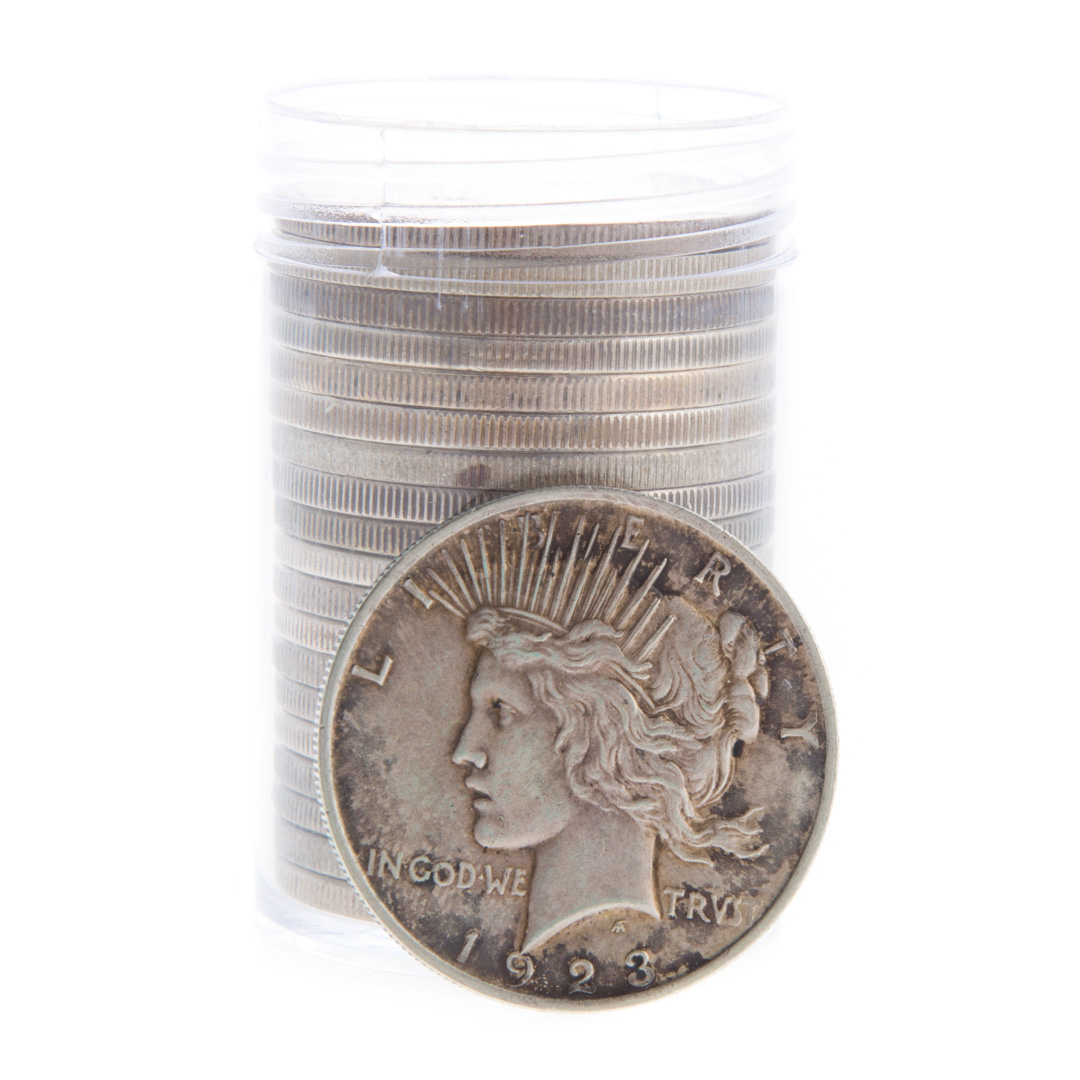 Appraisal: US Roll of Peace Dollars with variety of dates -