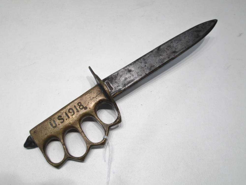 Appraisal: U S MODEL FIGHTING KNIFE manufactured by AU LION having