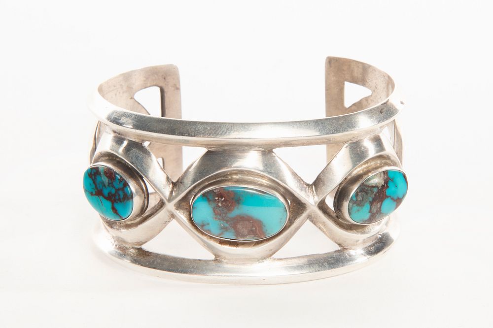 Appraisal: A Navajo Three Stone Bisbee Turquoise and Silver Cuff Bracelet