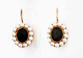 Appraisal: A pair of ct rose gold black stone and cultured