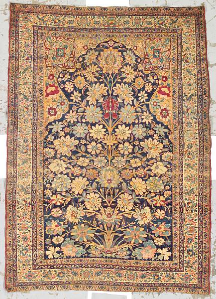 Appraisal: A Lavar Kerman rug South Central Persia late th century