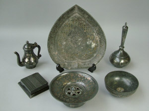 Appraisal: A collection of Bidri ware to include bottle vase and