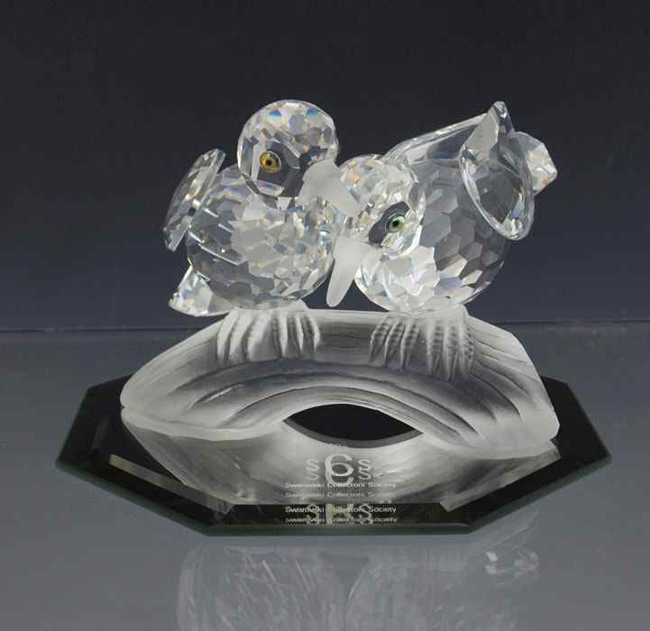 Appraisal: SWAROVSKI COLLECTORS SOCIETY AMOUR - THE TURTLEDOVES Adi Stocker designer