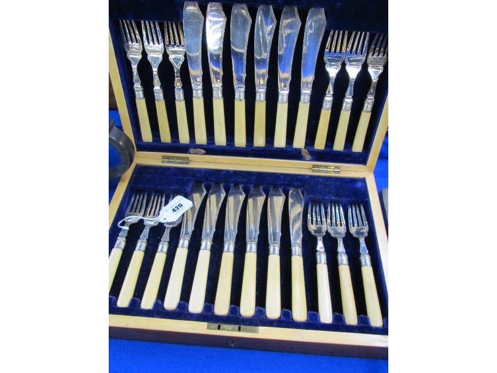 Appraisal: Cased twenty four piece fish cutlery set