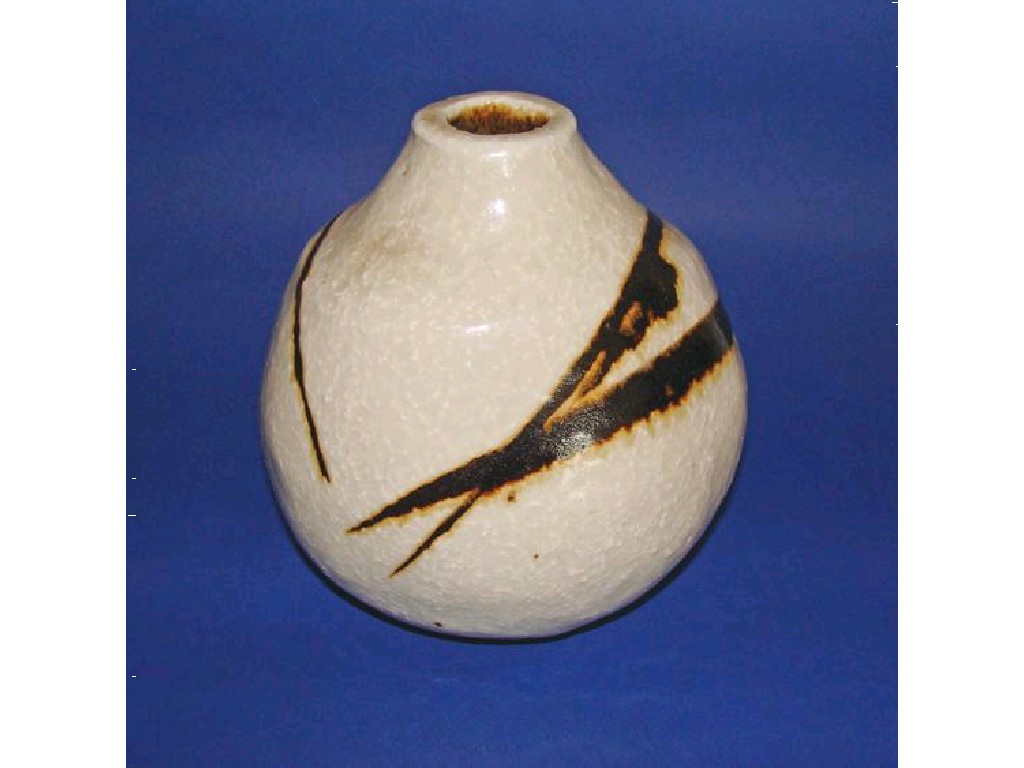 Appraisal: JANET LEACH A PORCELAIN VASE with a pale grey glaze