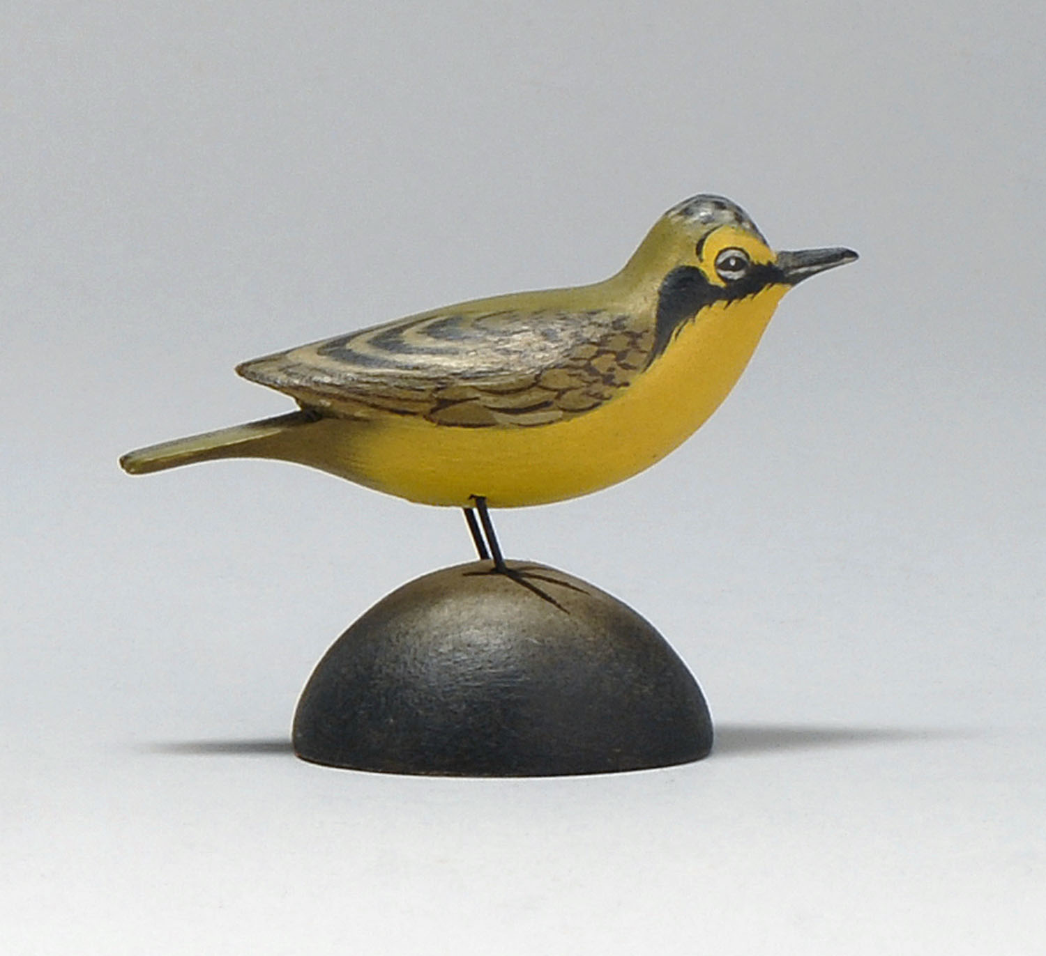 Appraisal: MINIATURE KENTUCKY WARBLER By the Crowell family of East Harwich