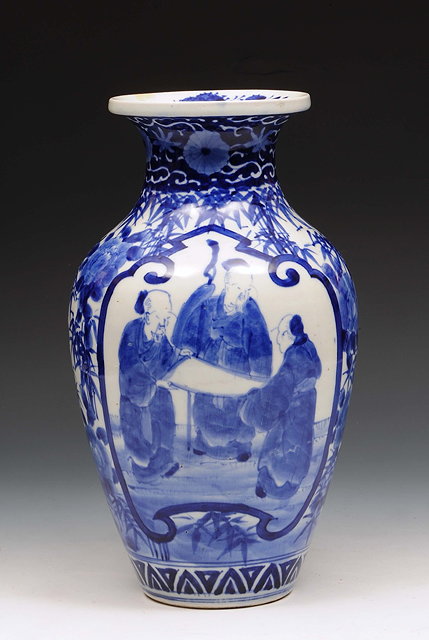 Appraisal: A Japanese blue and white porcelain vaseof baluster form decorated