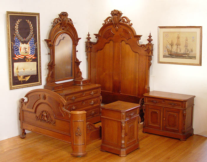 Appraisal: PIECE VICTORIAN BEDROOM SET To include BED Headboard measures ''