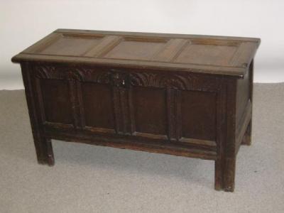 Appraisal: AN OAK PANELLED COFFER early th century with moulded edged