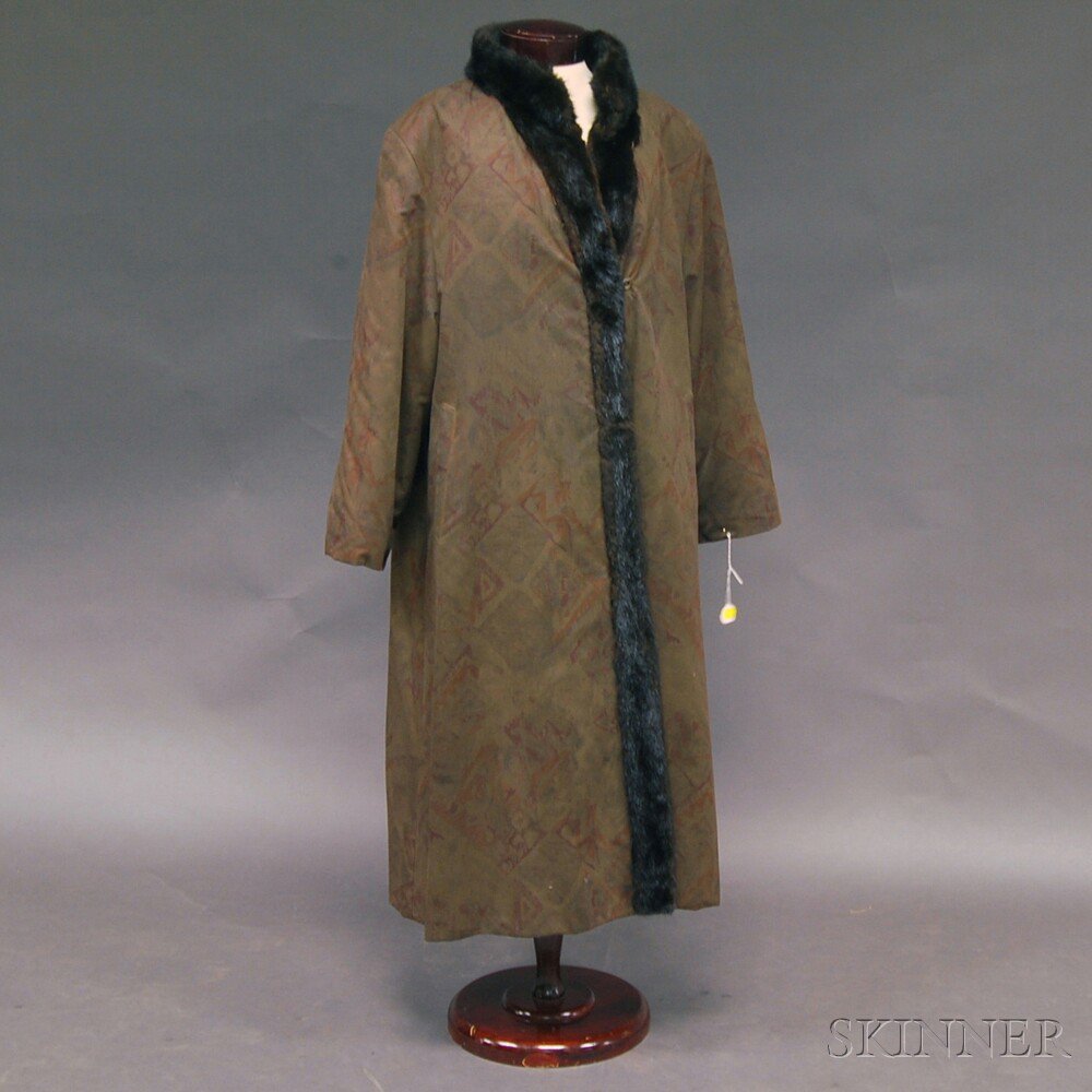 Appraisal: Mink-lined Lady's Overcoat with earth-toned weather-resistant shell front clasp closures