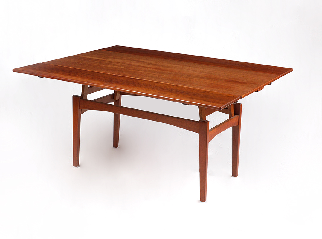 Appraisal: TEAK MID CENTURY CONVERTIBLE COFFEE DINING TABLE Stored as a