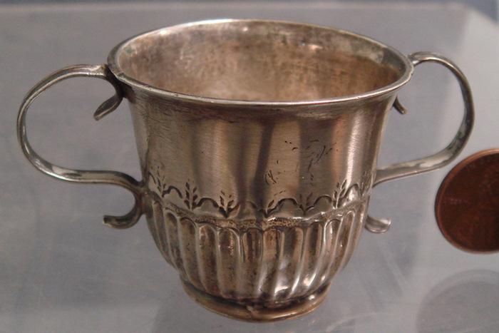 Appraisal: Irish William III Queen Anne miniature silver sugar bowl crowned