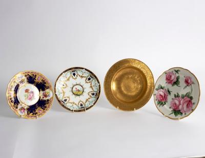 Appraisal: A group of four English porcelain plates mid to late