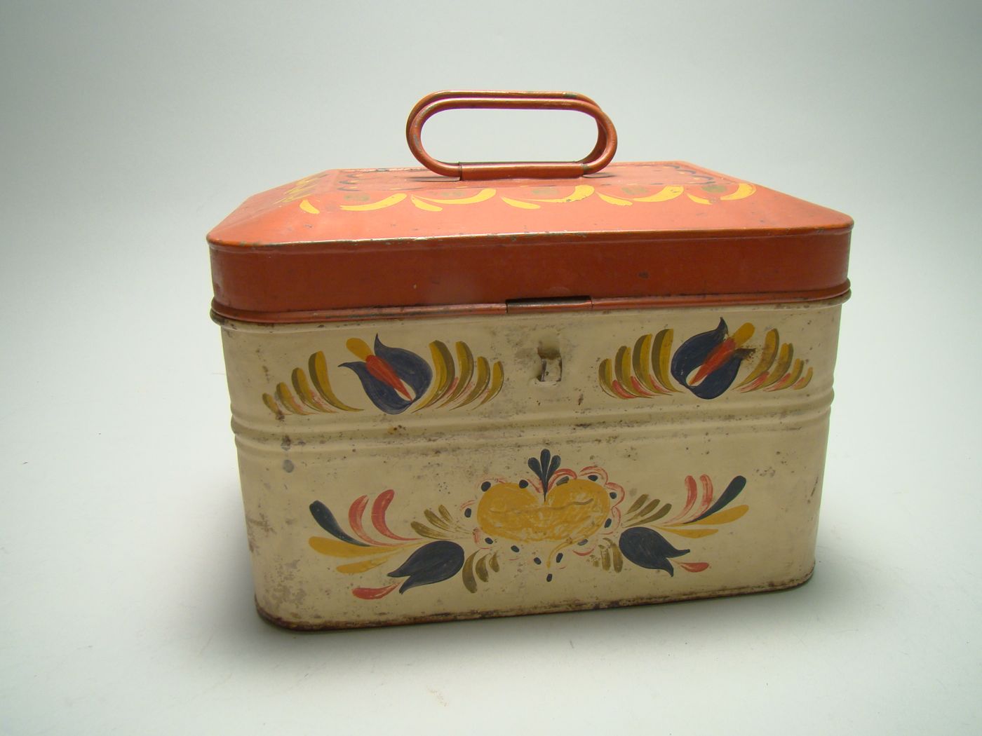 Appraisal: PAINTED TIN LUNCH PAIL th CenturyLid painted red with decorative