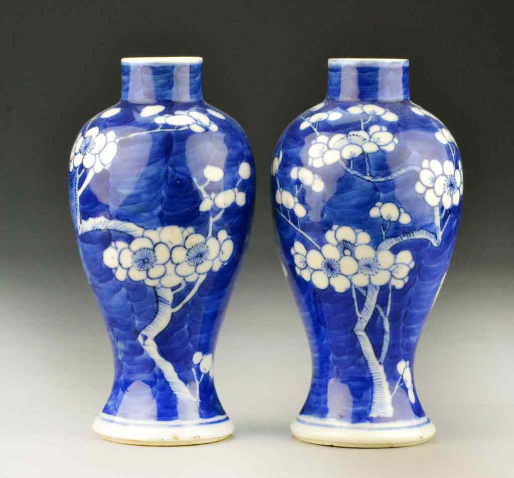 Appraisal: Pr Chinese Qing Blue White Export VasesFinely painted to depict