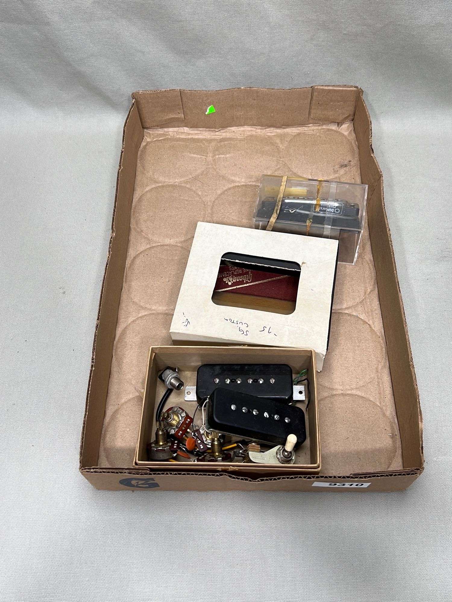 Appraisal: Lot vintage guitar pickups etcLot vintage guitar pickups etc All