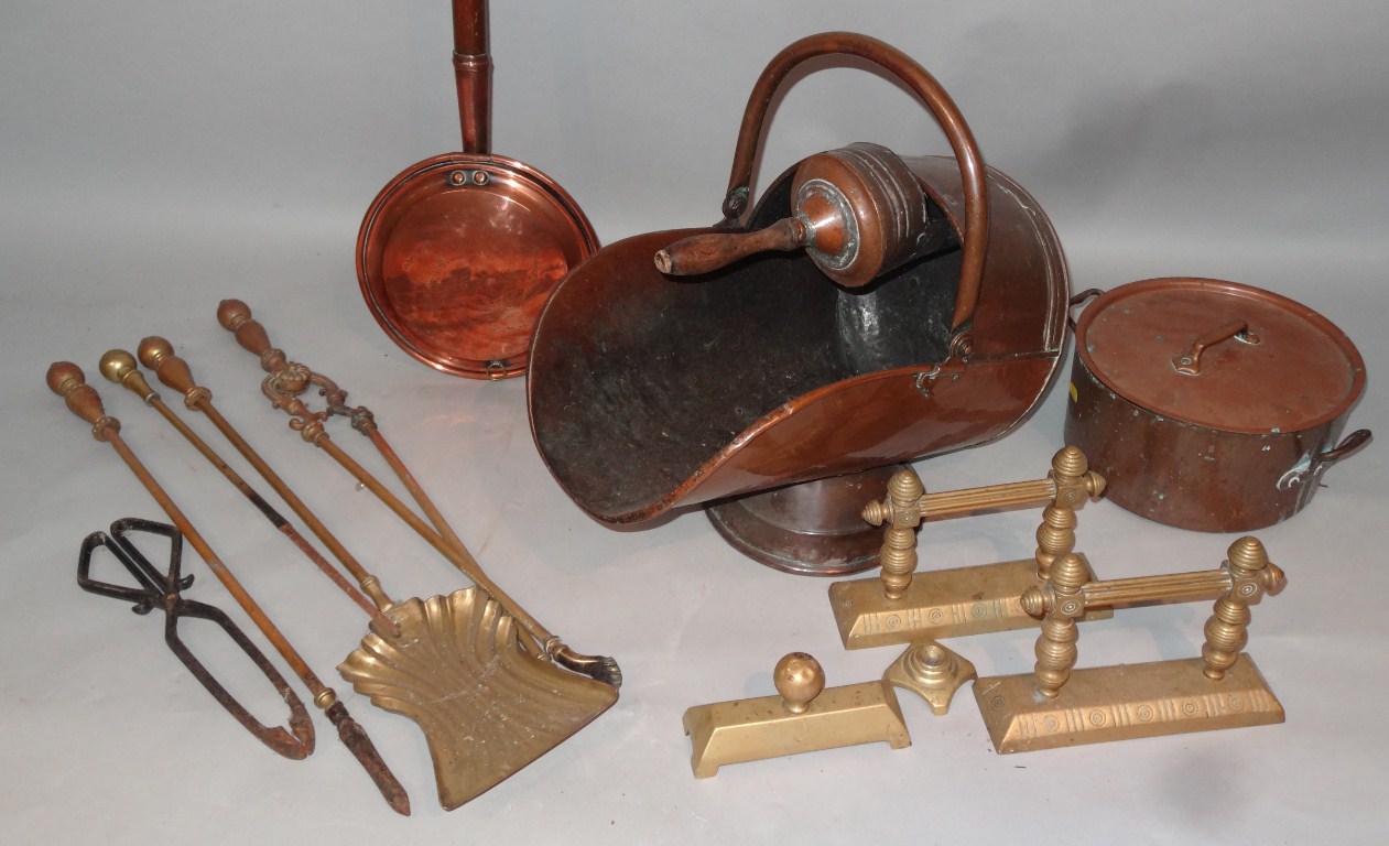 Appraisal: Various brass and copper to include coal bucket cm wide