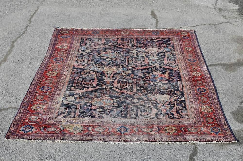 Appraisal: Room Size Mahal Carpet Room size Mahal carpet early th