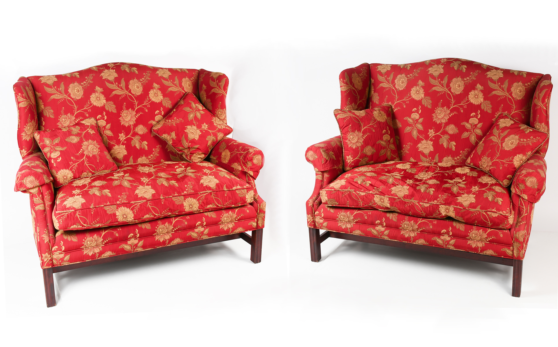 Appraisal: PAIR OF MODERN WINGBACK SETTEES Matching Pair of Settes by