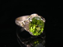 Appraisal: K Peridot Ring Set in K yellow gold prong set