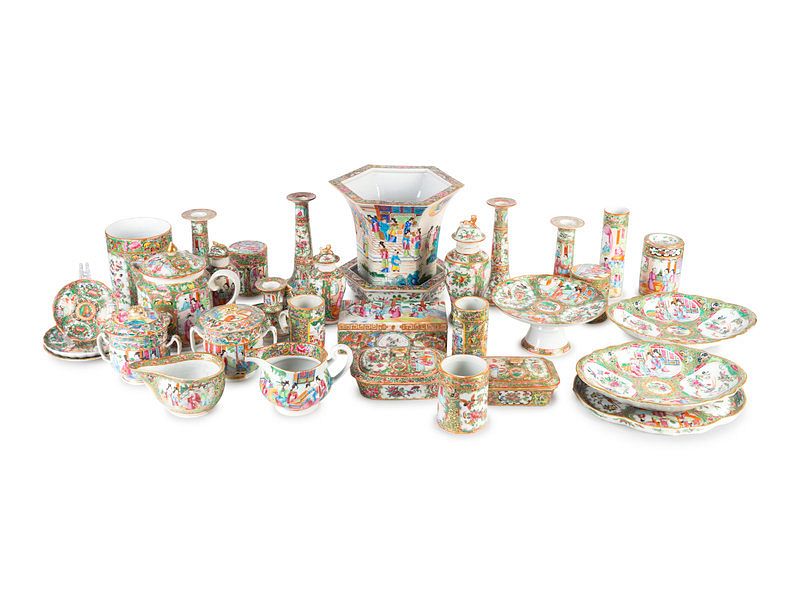 Appraisal: An Assorted Collection of Chinese Famille Rose Porcelain An Assorted