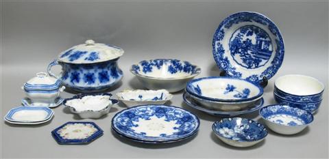 Appraisal: QUANTITY OF BLUE AND WHITE WARES Including four serving bowls