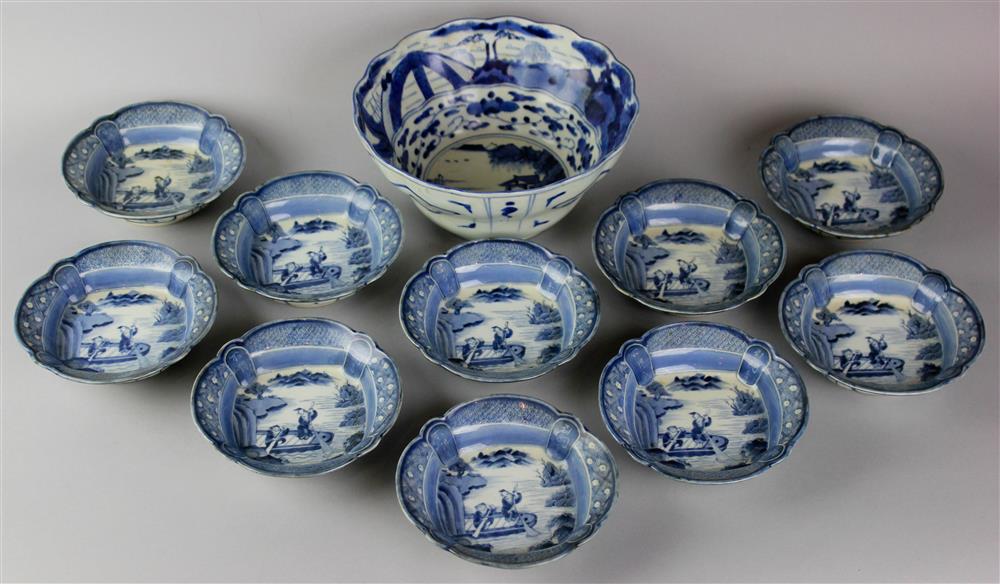 Appraisal: TEN JAPANESE UNDERGLAZE BLUE AND WHITE IMARI BOWLS EDO PERIOD