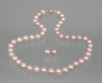 Appraisal: A Princess Length Necklace of Freshwater Cultured Lavender Color Pearls