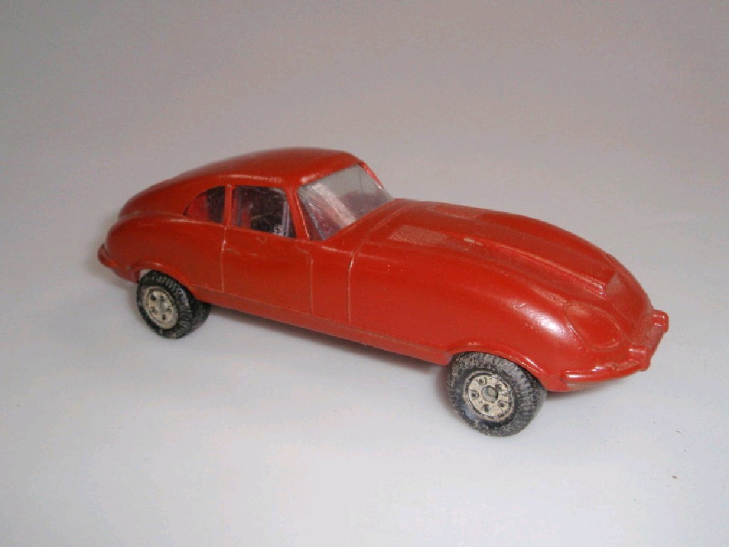 Appraisal: A Lone Star model of an E-Type Jaguar