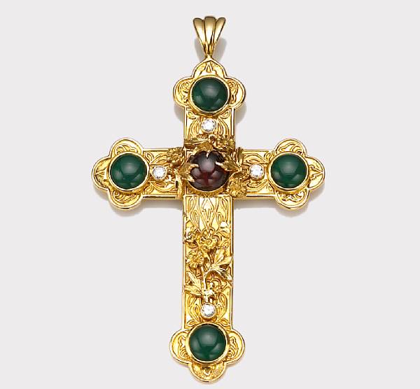 Appraisal: A chrysoprase diamond and garnet cruciform pendant gross weight approximately