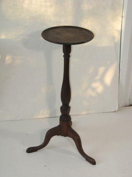 Appraisal: Queen Anne Style Candlestand th c dish top with areas