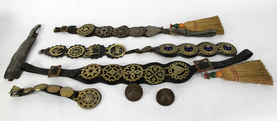 Appraisal: Sundry horse brasses on leather harness