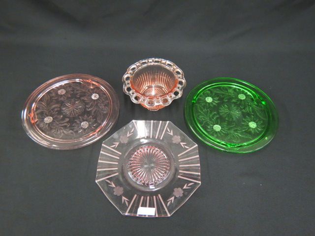 Appraisal: pcs of Depression Glass green cake plate and a pink