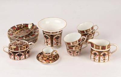 Appraisal: A quantity of Royal Crown Derby Old Imari pattern ceramics