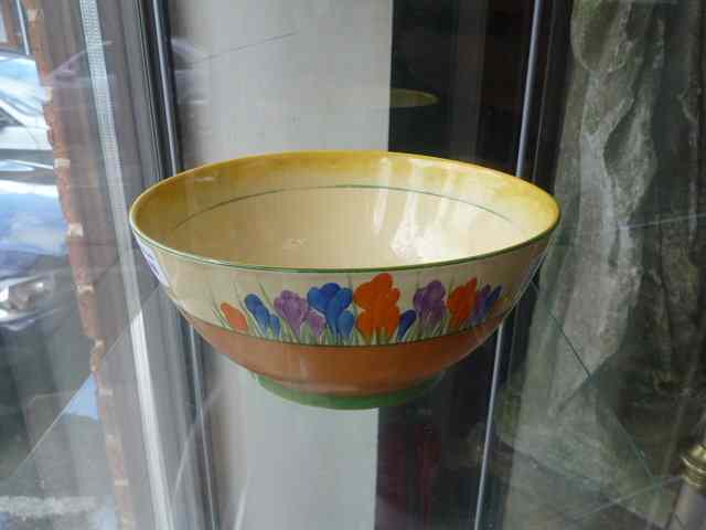 Appraisal: A CLARICE CLIFF HAND PAINTED CROCUS PATTERN FRUIT BOWL diameter