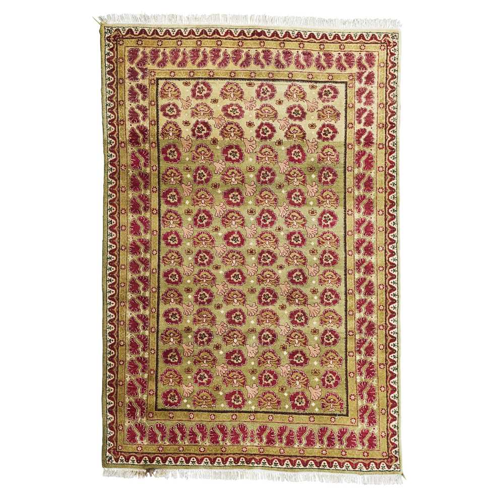 Appraisal: INDIAN STYLE CARPET MODERN the abrash green field with allover