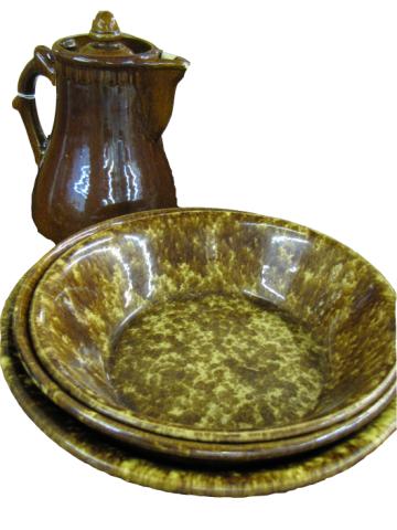 Appraisal: Group of Bennington Sponge Ware Pottery including three bowls ''