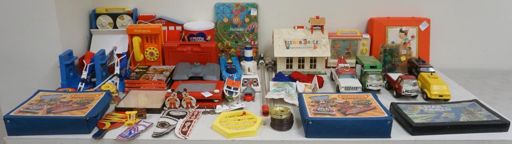 Appraisal: COLLECTION OF NOVELTY TOYS AND RELATED ARTICLESCollection of Novelty Toys