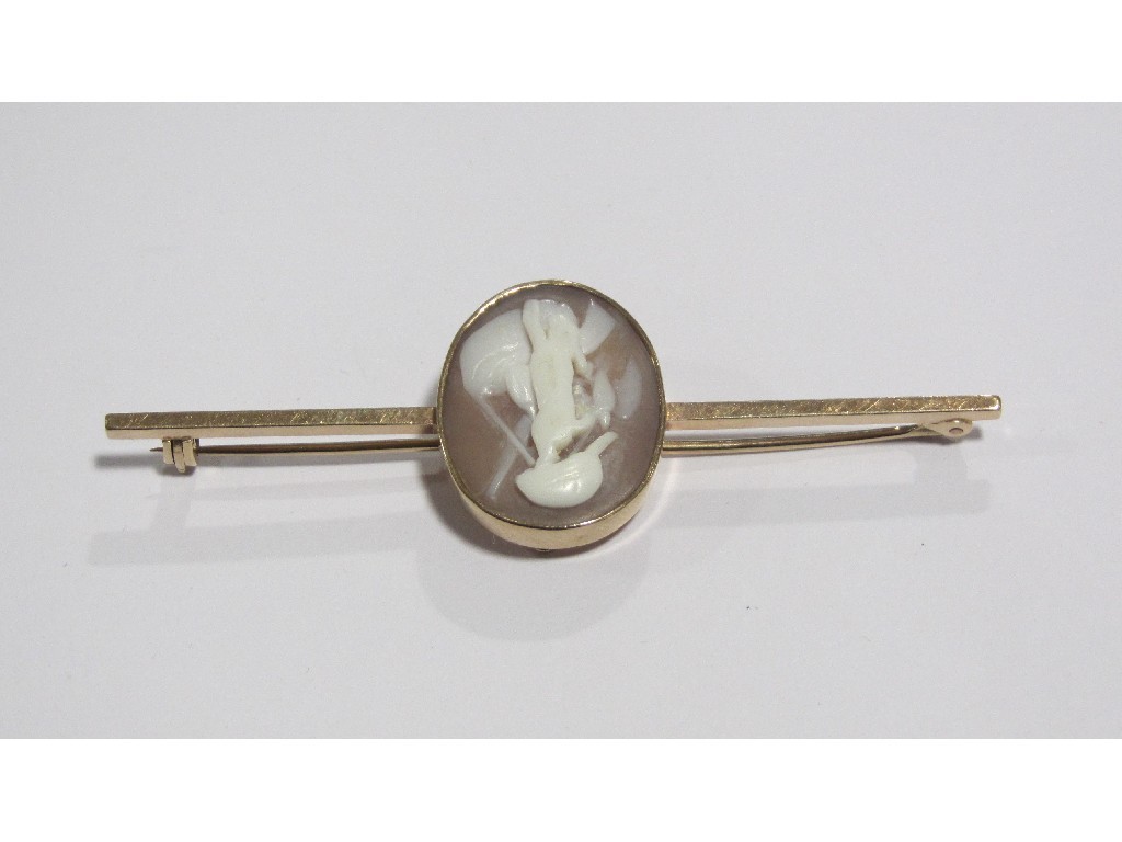 Appraisal: Nine carat gold cameo set bar brooch