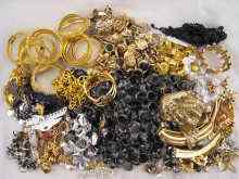 Appraisal: A large quantity of costume jewellery including rings earrings necklaces