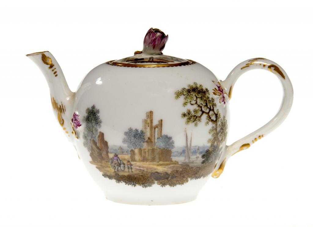 Appraisal: A MEISSEN TEAPOT AND COVER of globular form with flower